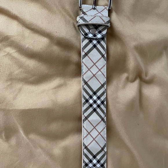 Belt - Picture 2 of 3